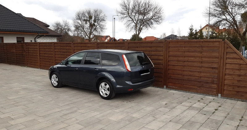 Ford Focus cena 18900 przebieg: 200000, rok produkcji 2010 z Kostrzyn nad Odrą małe 436